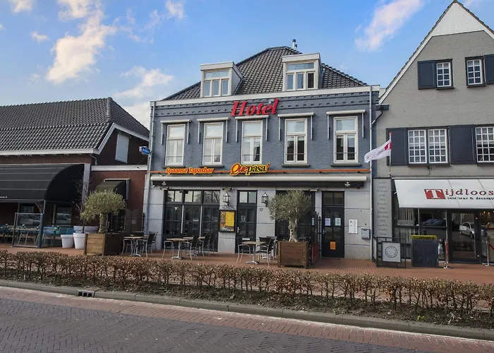 Lightotel Airport Hotel 2*